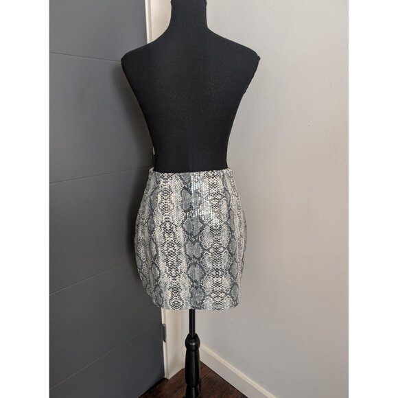 Endless Rose Front Slit Python Sequin Mini Skirt - S - Picture 3 of 9